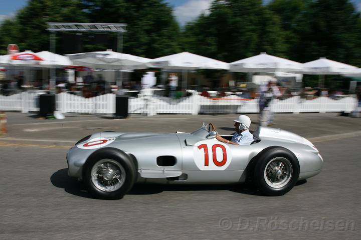 IMG_2511_2.JPG - Sir Stirling Moss im Mercedes-Benz W196 Monoposto von 1954